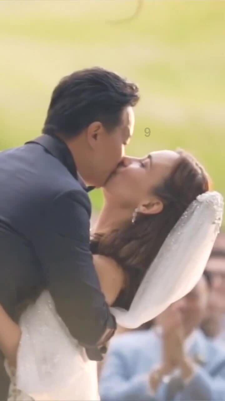 RIP！拉涅利等名宿出席传奇射手里瓦葬礼，布冯卡纳瓦罗抬棺