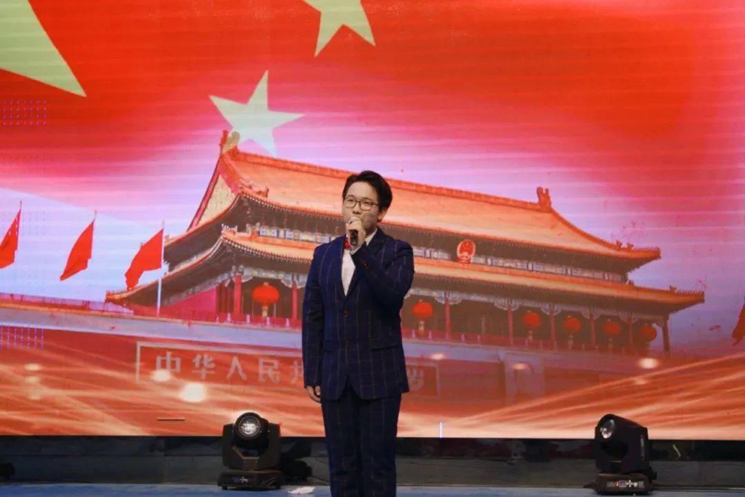 分手了，是她提的她说还想我，也还喜欢我，但就是不想复合是什么意思？游戏画面